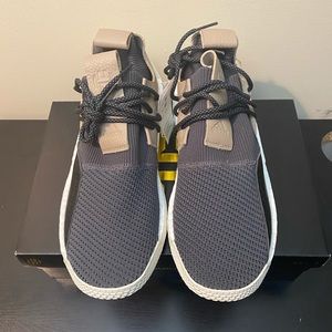 Men’s Adidas Harden Volume 2 Size 12